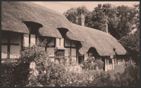 Anne Hathaway's Cottage in Stratford-Upon-Avon - click to enlarge